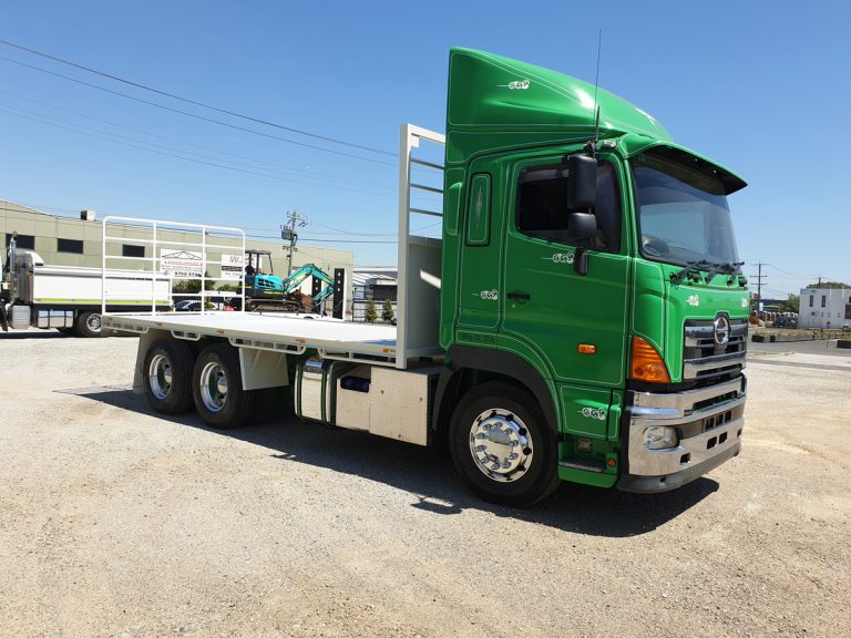 Hino truck with green paint finish